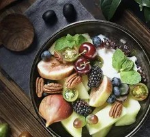 Fresh Fruit Yogurt Salad