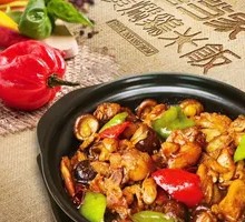 Spicy Braised Chicken with Rice