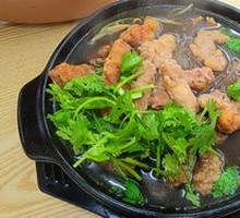 Crispy Pork in Clay Pot