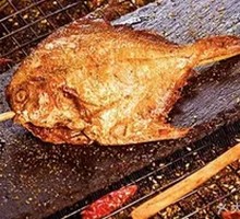 Charcoal-Grilled Spanish Mackerel