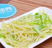 Sliced Potatoes with Green Pepper