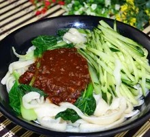 Zhajiangmian