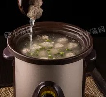 Pork Rib Stewed with Meat Balls