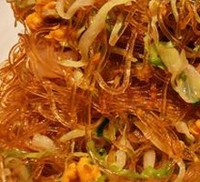 Stir-Fried Seafood with Rice Noodles