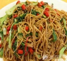 Egg and Beef Fried Noodles
