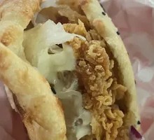 Crispy Chicken Chinese Burger