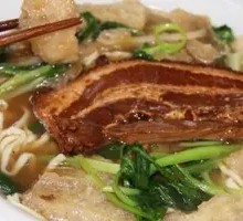 Pig Skin and Pork Noodles