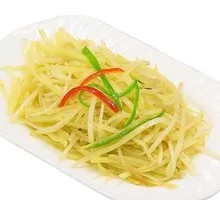 Sour and Spicy Potato Shreds with Green Pepper