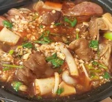 Braised Intestine and Vermicelli in Clay Pot