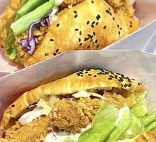 Sichuan Peppercorn Chicken Burger