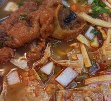 Pork Knuckle Snail Noodles