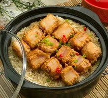 Braised Pork Ribs Clay Pot Rice