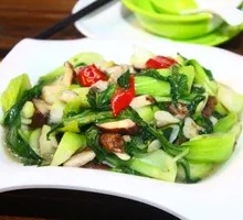 Stir-Fried Mushrooms with Greens