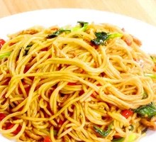 Snow Cabbage and Pork Noodles
