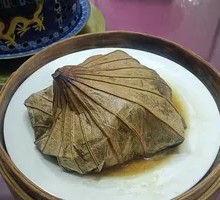 Steamed Chicken in Lotus Leaf