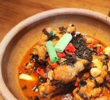 Preserved Vegetable Chicken Feet