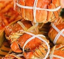 Steamed Gucheng Lake Crab