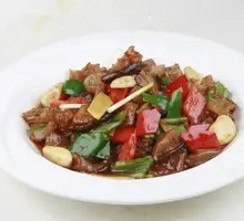 Braised Beef Tendon with Eel Segments