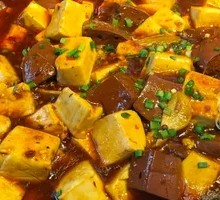 Duck Blood Stewed with Tofu