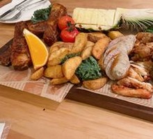 Low-Temperature Slow-Roasted Black Pig Rib Meat Platter