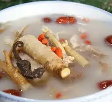 Angelica and Ginseng Beef Penile Soup