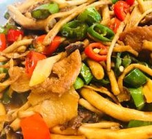 Dry Pot Tea Tree Mushroom with Preserved Pork