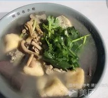 Classic Duck Blood and Noodles