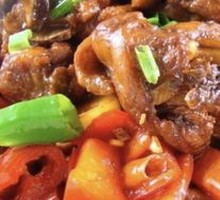 红烧鸡块盖浇面