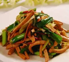 Garlic Tofu Shreds with Pork Strips