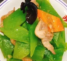 Stir-Fried Bitter Melon Slices