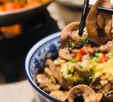 Fresh Celery with Pork Kidney in Sweet Sauce