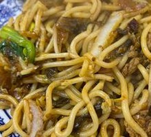 Sour Cabbage Beef Noodles