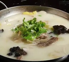 Sour Cabbage Pork Intestines and Lungs