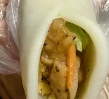 Black Pepper Chicken Roll