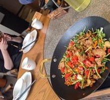 Stir-Fried Beef with Yellow Onion