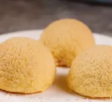 Signature Crispy Pork Bun