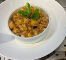 Palm-Scented Pig's Trotter