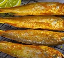 Fried Small Yellow Croaker