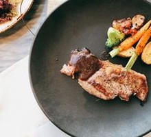 Truffle Foie Gras Wellington Steak