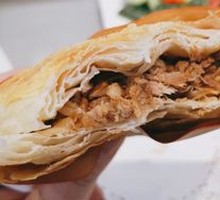 Lao Tongguan Meat Sandwich