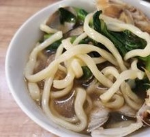 Seafood Family Feast Noodles