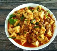 Minced Pork and Tofu Rice Bowl