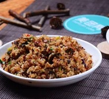 Pig's Skin Fried Rice