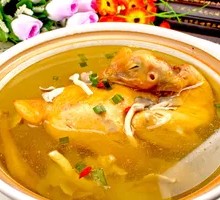 Bamboo Mushroom Chicken Soup