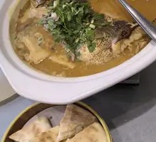 Fish Head with Flatbread