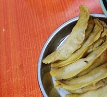Pan-fried Dumplings with Noodles