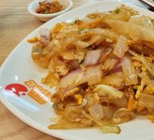 Stir-Fried Rice Noodles