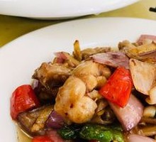 Stir-Fried Bullfrog in Sauce