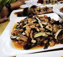 Fried Stinky Tofu with Duck Intestine