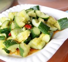 Garlic Cucumber Salad